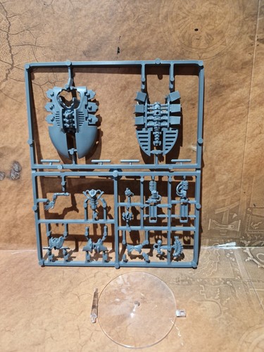 Warhammer 40k necrons - 40k,