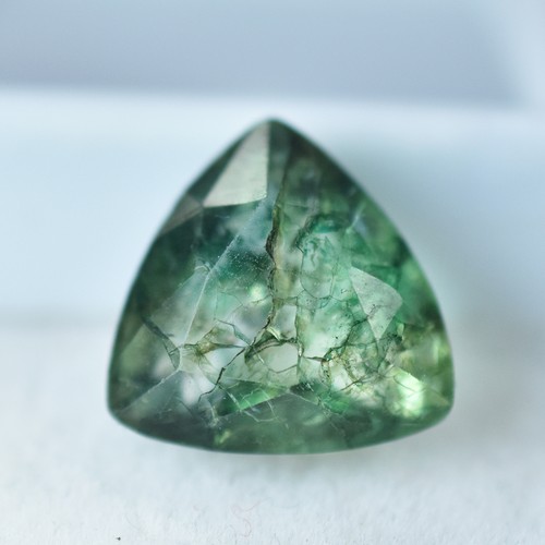 Very rare natural green - very,