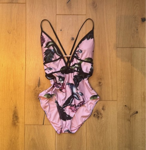 Stunning ted baker pink - stunning,