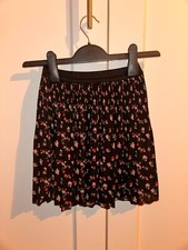 H&M Black Floral Tight Pleat Mini Skirt size UK 6