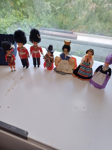 Small vintage dolls - small, from