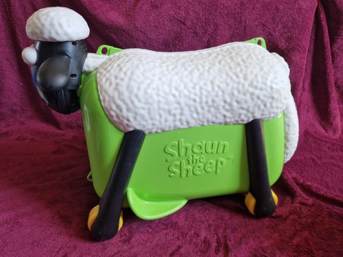 Shaun the sheep pull along - sheep,