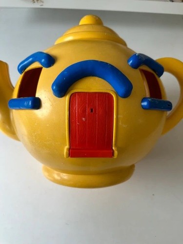 Vintage teapot yellow - , 1981