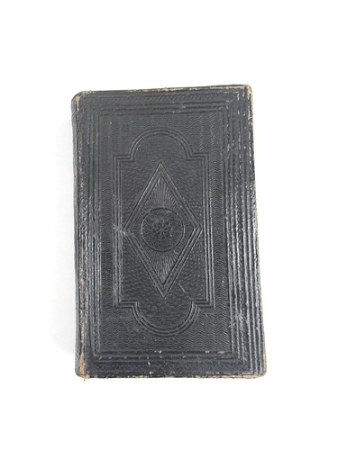 Vintage antique new testament - new,