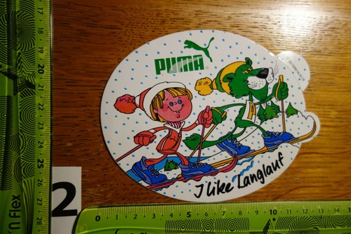 Old sticker athletic shoes - old,