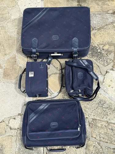 Vintage retro antler - retro, luggage