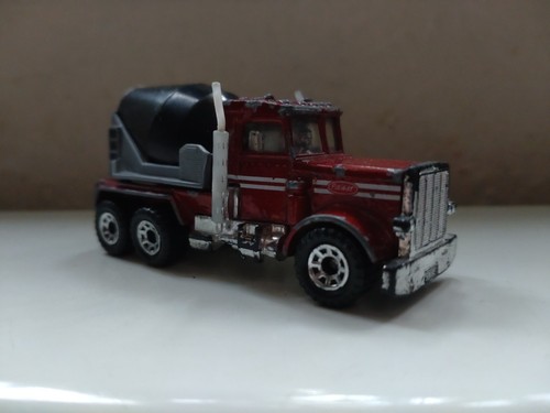Matchbox peterbilt 1981 - matchbox,