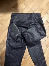 Lululemon Wunder Under HR