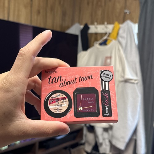 Benefit tan about town - about, kit