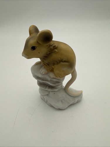 Ceramic mouse decor preloved - ceramic,