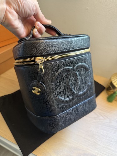 Authentic chanel vintage - vintage, black