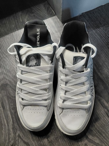 Airwalk graphic skate shoes - airwalk,