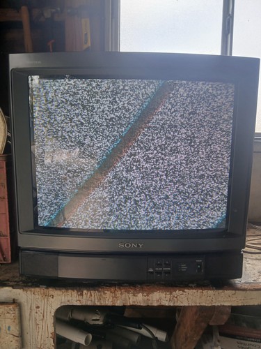 Sony 20ts30 curved - 20",