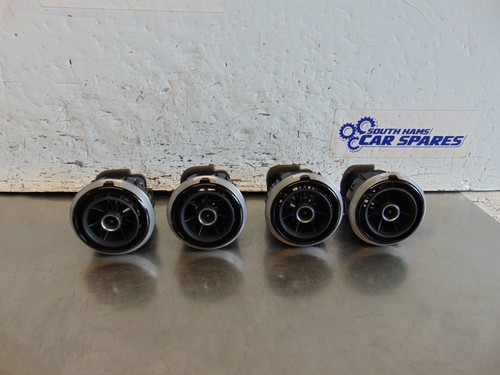 Audi dash air vents - dash,