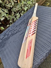 Mongoose Core 3 Cricket Bat