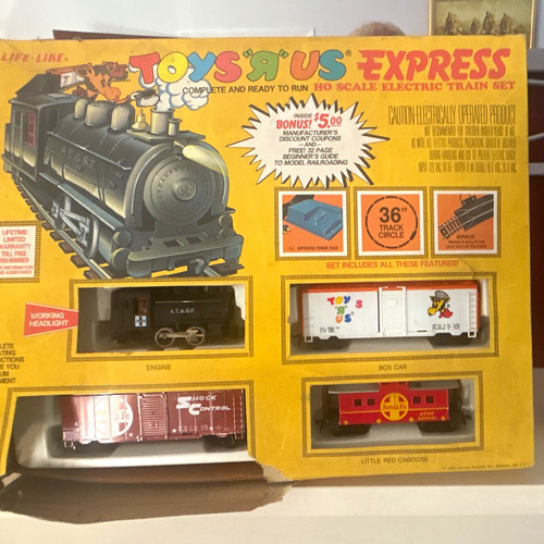 Toys express 1 - toys"r"us, ho