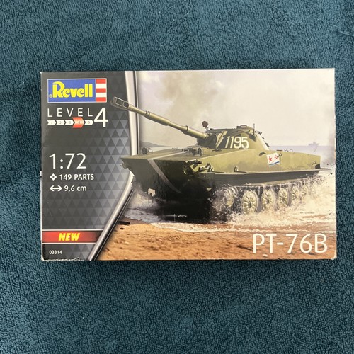 Revell 76b scale model - revell,