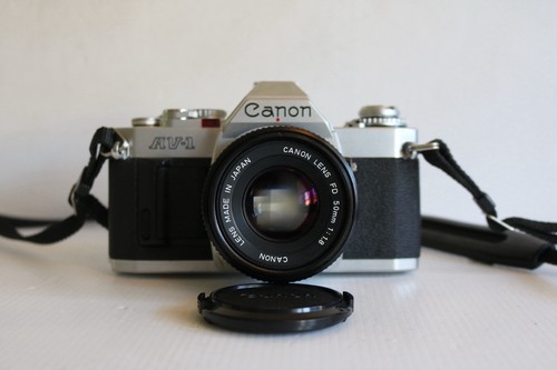 Canon 35mm film slr - av-1,