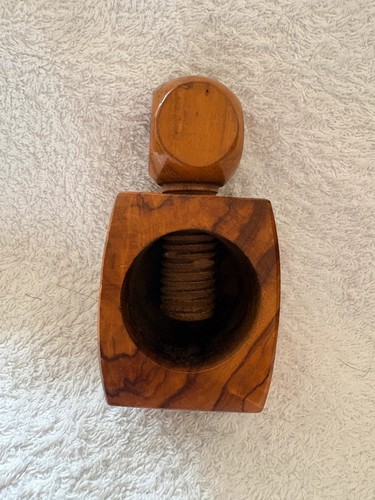 Vintage solid wood nut - , cracker