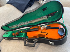 Skylark violin in case with bow