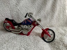 MGA Bratz London Pretty N' Punk Union Jack Red Motorcycle And Helmet Toys 