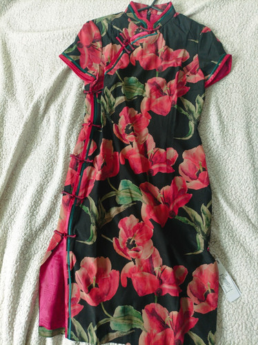 Chinese ladies dress qipao - chinese,