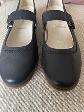 Medicus Mary-Jane Style Navy Blue Shoes. Paula Size 6 Genuine Leather