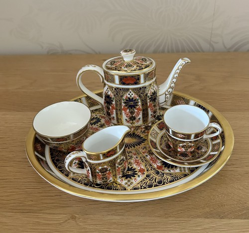 Royal crown derby old - crown, imari