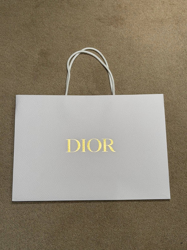 Dior white paper bag - dior,