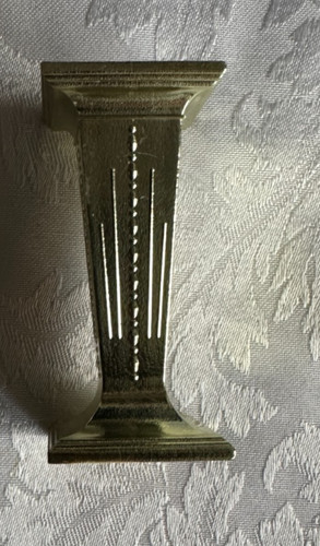 Gold plastic pillars inch - plastic,