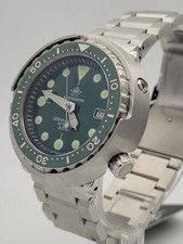 Luxury Men’s Green Divers Watch 300m WR NH35 (SEIKO TMI) Automatic Movement
