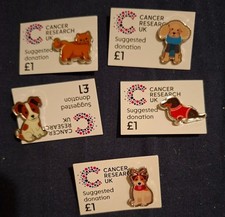 Charity pin badge cat - x1, x4