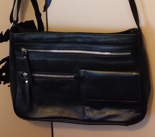 Nwot mediumlarge black leather - nwot,