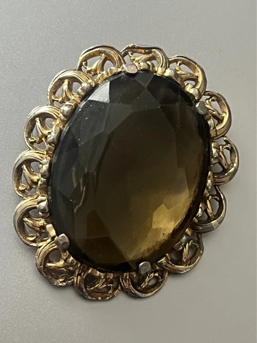 Vintage gold tone sphinx - gold,