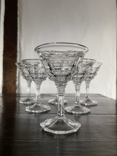 Art deco glasses - art, port