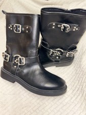 Zara black bikerboots. a