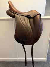 Antares dressage saddle