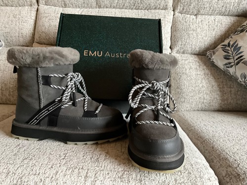 Emu boots