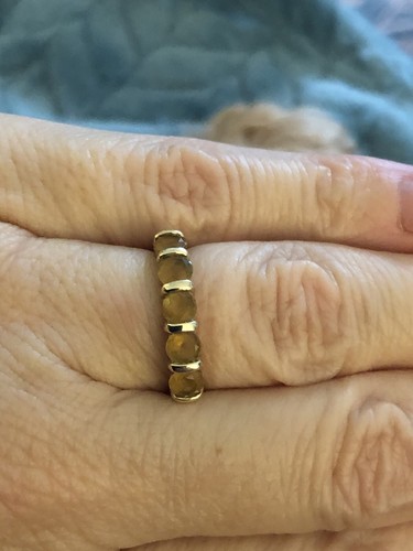 9ct yellow gold stone - yellow,