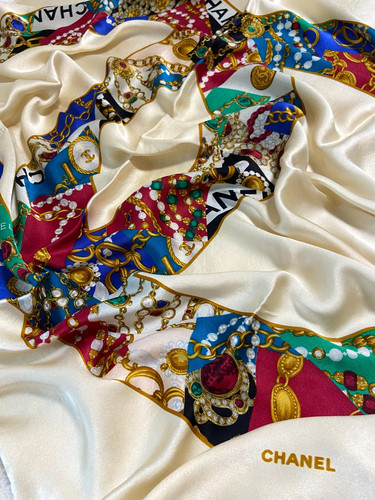 Chanel silk scarf 33in large - scarf,