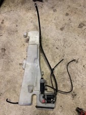 Honda CRV MK2 CR-V 2002 - 2006 2L Petrol Windscreen Washer Reservoir & Pumps