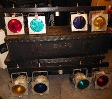 8 x Par 56 Stage Lights Gels 300W Lamps  BULGIN Cables Band Prewired Bar