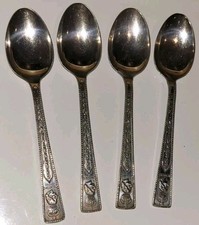 4 x Vintage Sipelia Teaspoons