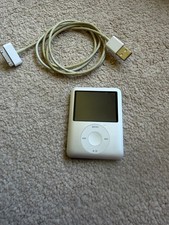 Apple iPod Nano 4GB 3rd