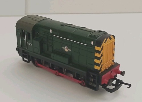 Hornby class diesel shunter - class, 08