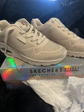 SKETCHERS Womens Street