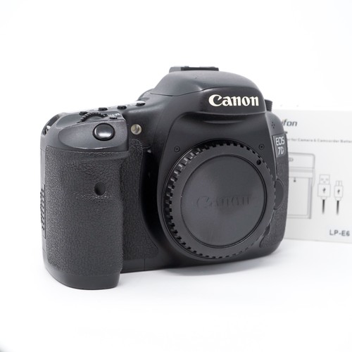 Canon eos 18mp dslr camera - 7d,
