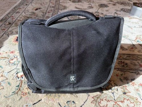 Crumpler six million dollar - six,