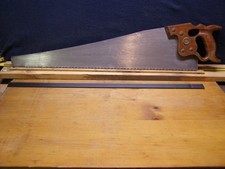 DISSTON D-8 THUMBHOLE HAND SAW