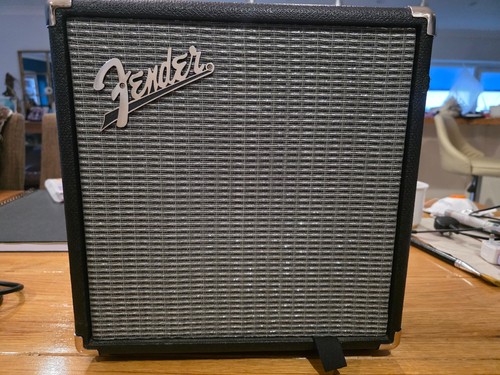 Fender rumble 15w - rumble,